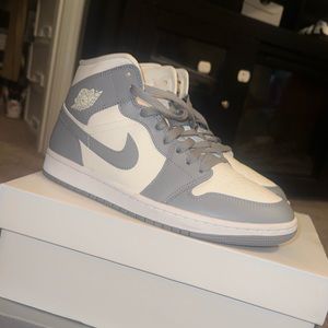 Women’s Jordan 1s